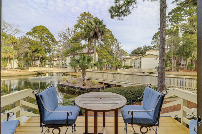 Beautiful lagoon views from your sunny deck. 