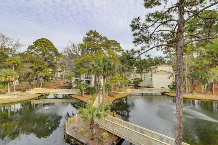 This property surrounded by beautiful lagoons. 