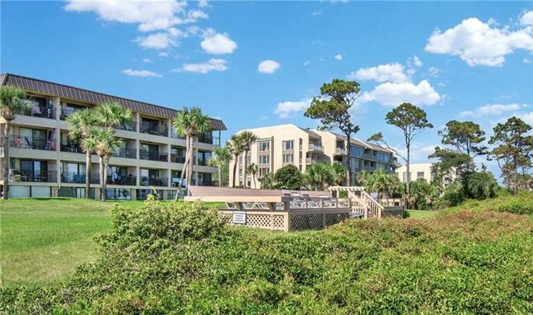 Work on that tan at the oceanfront Seaside Villas sun deck!