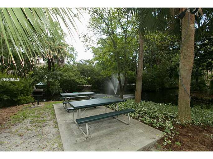 Grill & Picnic area near nice shaded lagoon
