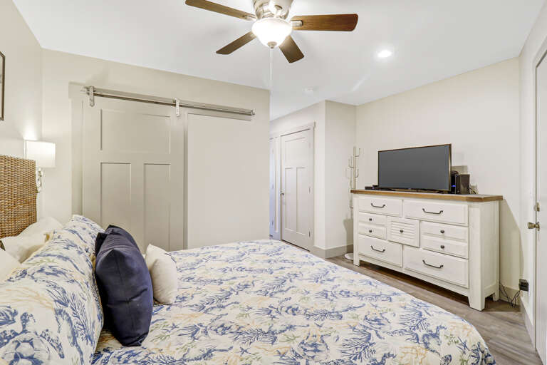 King size bed and smart TV