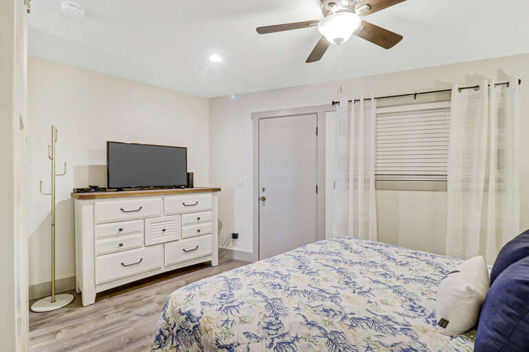 King size bed and smart TV