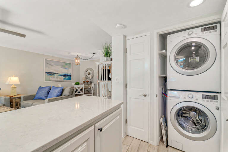 This unit has a in unit washer and dryer.