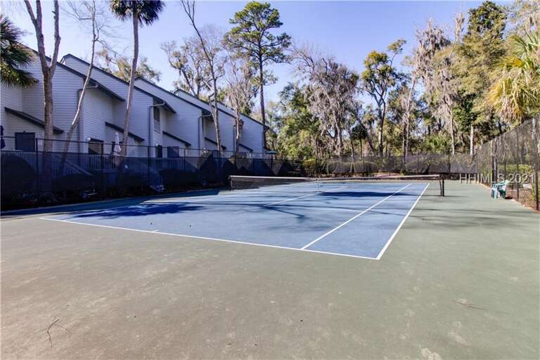 On-Site Tennis Courts
