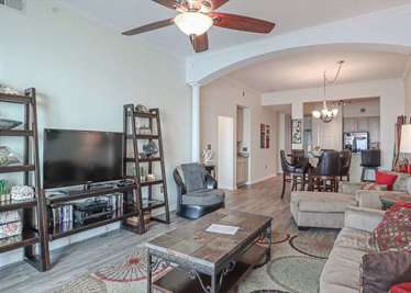 Legacy I 1403 Penthouse