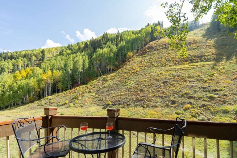 Deck with fabulous penthouse views! An inspirational place. Deck with fabulous penthouse views! An inspirational place.