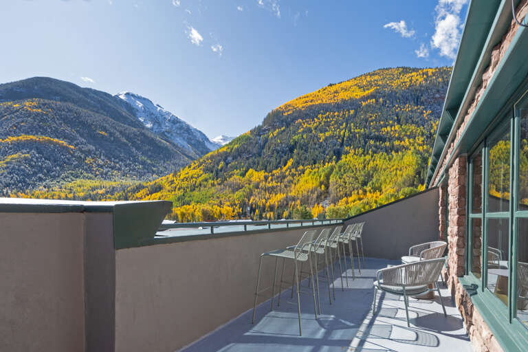 Endless views in every direction. The perfect outdoor space for everyone to enjoy a glass of wine.