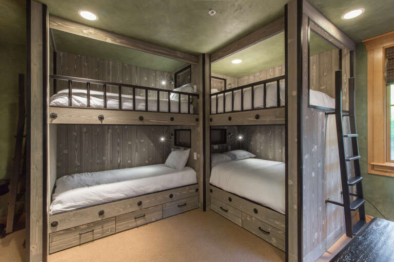 Beautifully designed bunk room with ensuite bathroom 2 Full beds and 2 twin beds.