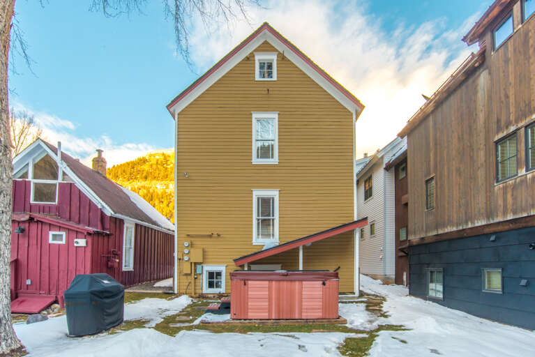 A large back lawn is yours to enjoy with a private hot tub, outdoor table and gas grill. And 2.5 parking spaces for guests.