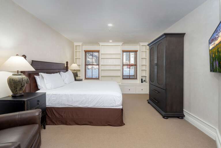 Sweet master suite with King bed Sweet master suite with King bed