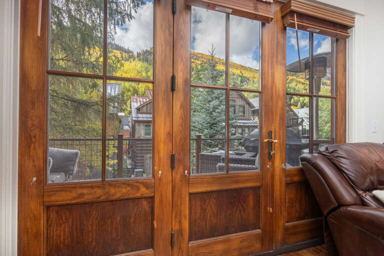 Let the outside in at Lift 8 Chalet!