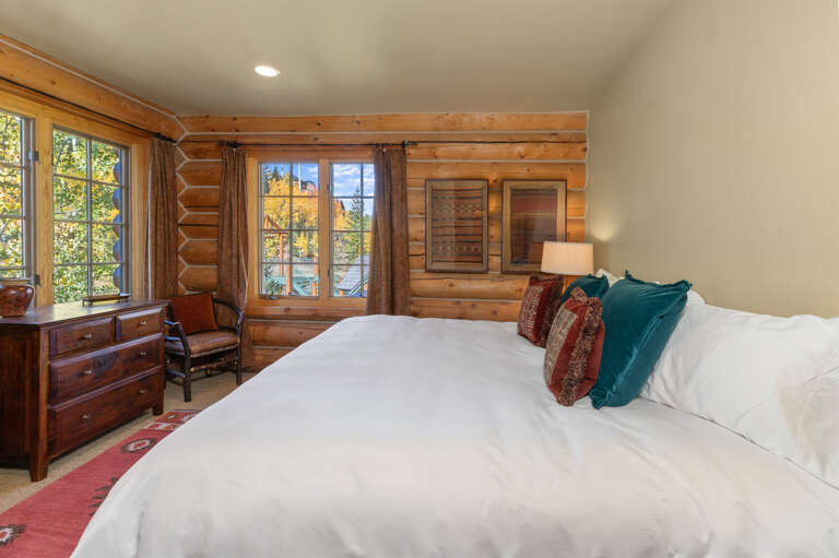 Split King Room - option for 2 twins or 1 king.  With it's own dedicated full bathroom across the hall. Split King Room - option for 2 twins or 1 king.  With it's own dedicated full bathroom across the hall.