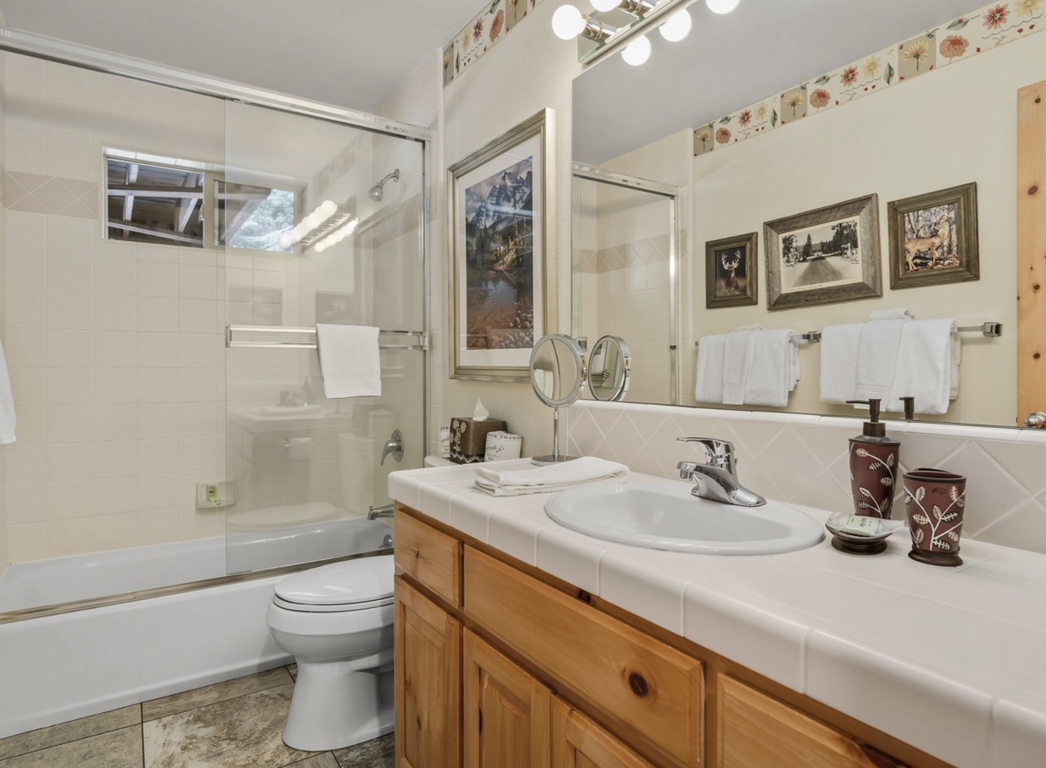 943 Divot Court Incline Village Nevada 3 Bedroom Vacation Home for