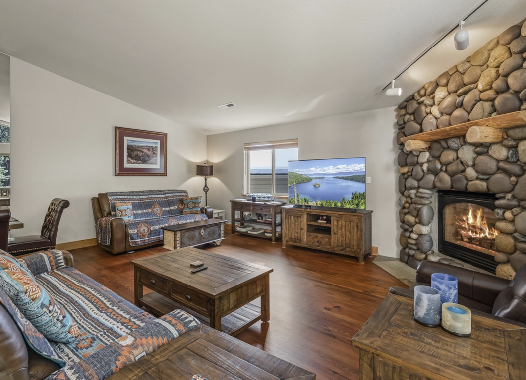 943 Divot Court Incline Village Nevada 3 Bedroom Vacation Home for