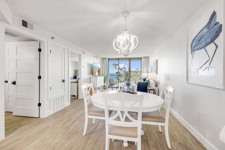 Why eat out when you can enjoy meals in the dining room with seating for 4 and beautiful views?