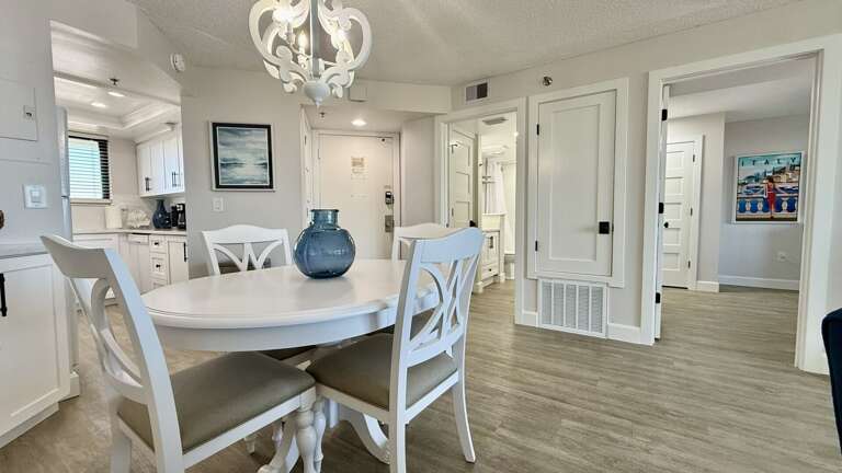 The entire condo has been fully renovated, offering modern amenities and comfort for the perfect beach stay The entire condo has been fully renovated, offering modern amenities and comfort for the perfect beach stay