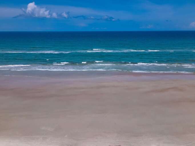 Beautiful New Smyrna Beach right at your doorstep, with easy access from Sea Coast Gardens Beautiful New Smyrna Beach right at your doorstep, with easy access from Sea Coast Gardens