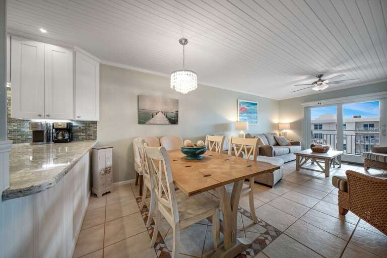 The dining room offers seating for four—perfect for enjoying meals after a beach day The dining room offers seating for four—perfect for enjoying meals after a beach day