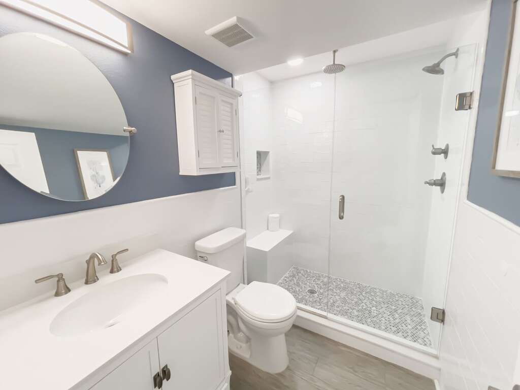 Well appointed bathroom Well appointed bathroom