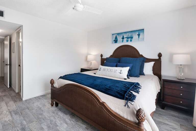 Master Bedroom Master Bedroom