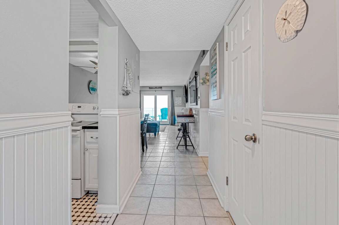 Welcome to your beach condo! Welcome to your beach condo!