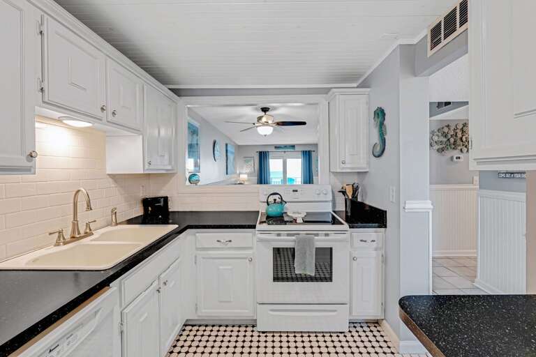 Fully-Equipped Kitchen Fully-Equipped Kitchen