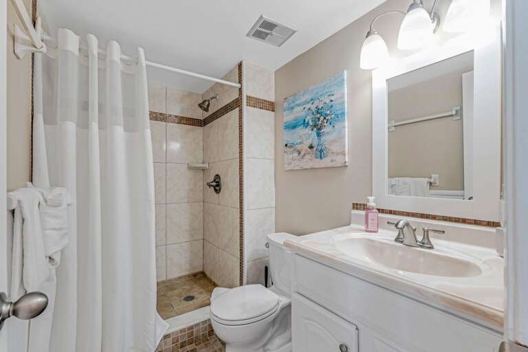 Master Bathroom Master Bathroom