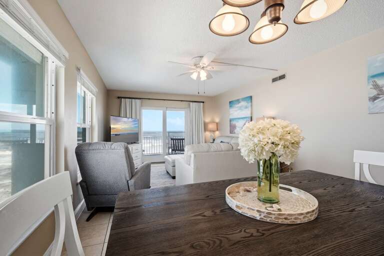 Enjoy the best of both worlds with stunning pool and ocean views from the dining room, creating the perfect backdrop for every meal Enjoy the best of both worlds with stunning pool and ocean views from the dining room, creating the perfect backdrop for every meal