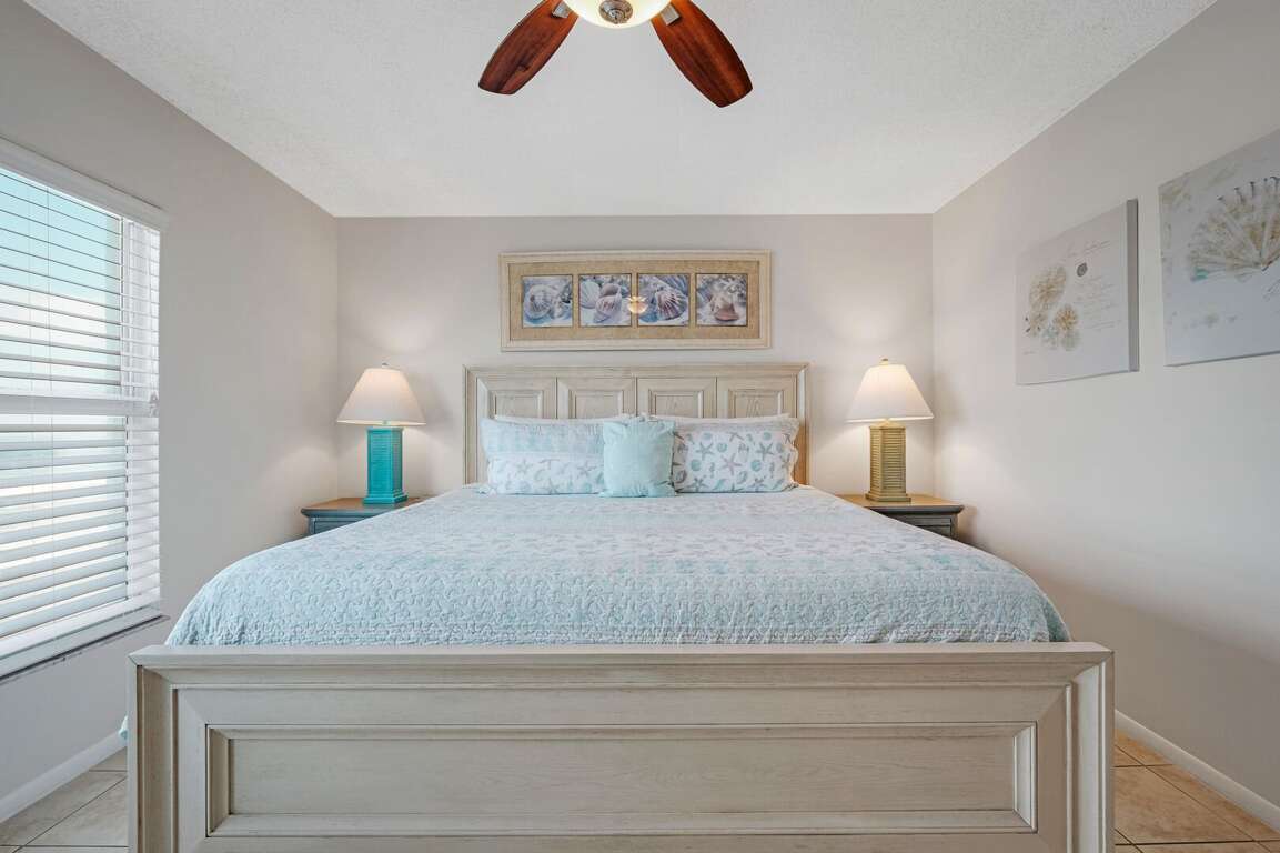 Fall asleep to the sound of waves in the master bedroom, complete with a king bed and breathtaking ocean views Fall asleep to the sound of waves in the master bedroom, complete with a king bed and breathtaking ocean views