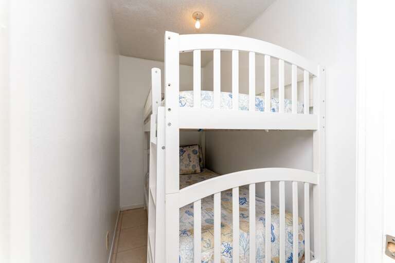 Bonus bunk room Bonus bunk room