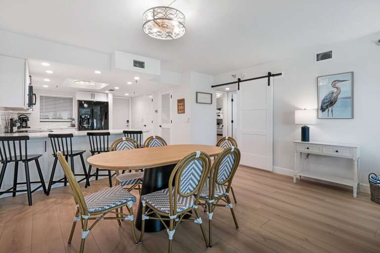 The oceanfront dining room seats 6 The oceanfront dining room seats 6