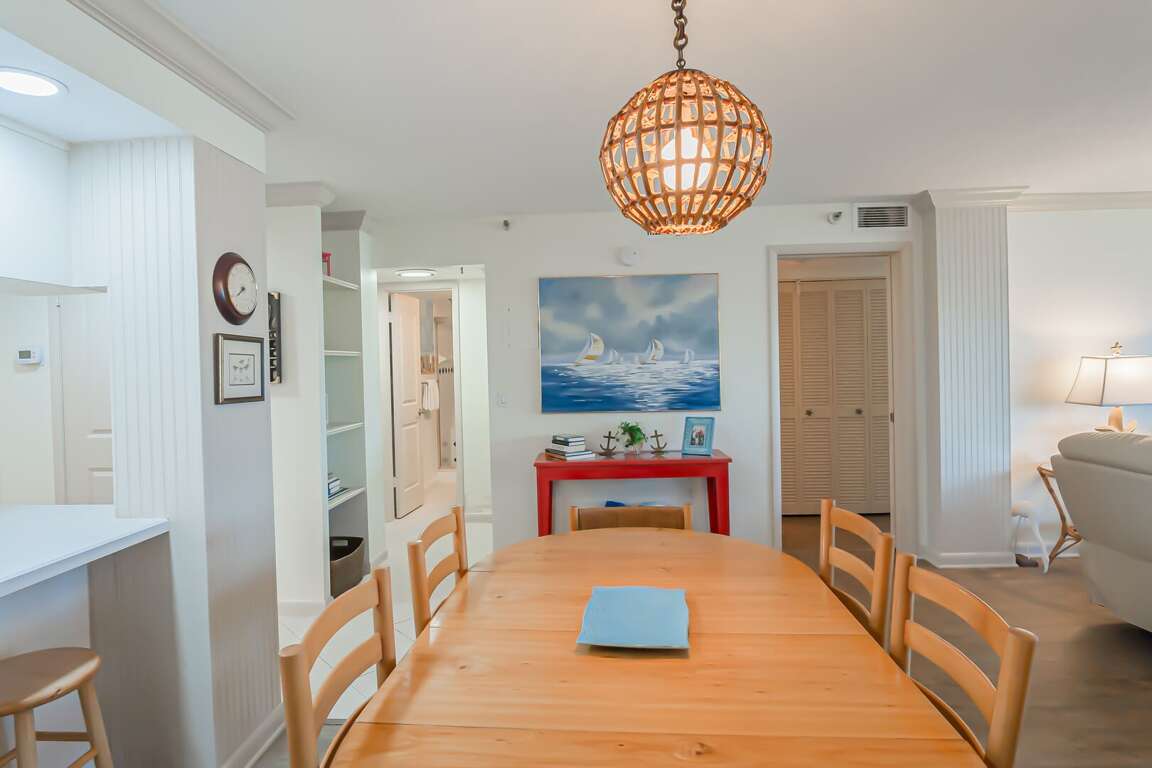 The dining area offers ample seating, providing plenty of room for meals and gatherings The dining area offers ample seating, providing plenty of room for meals and gatherings