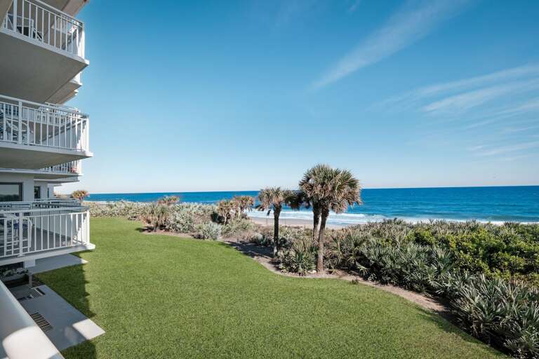 2nd floor balcony view