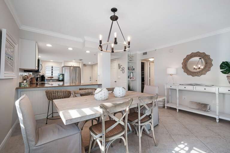 Why dine out when you can eat your meals with a beach view from your dining room table?