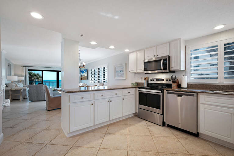 The kitchen is fully equipped with everything you need to cook while on your vacay