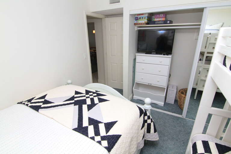 TVs in all bedrooms TVs in all bedrooms