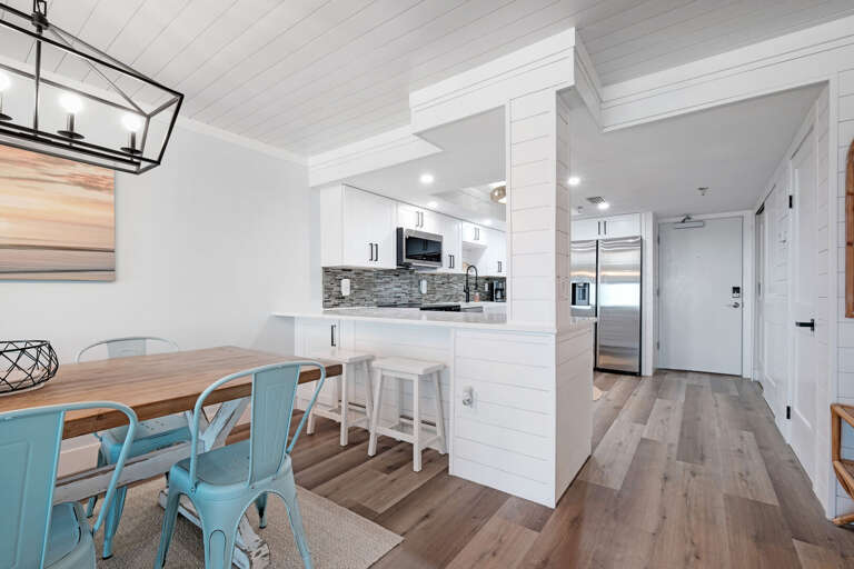 2 bonus barstools at the kitchen counter provide additional seating