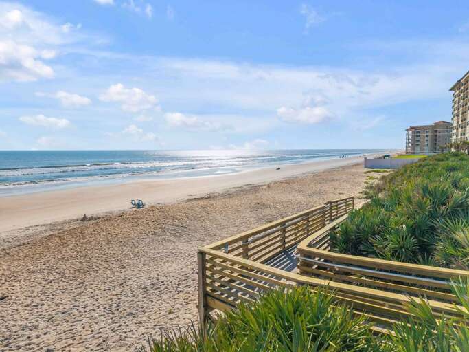 Private boardwalk to no-drive New Smyrna Beach
