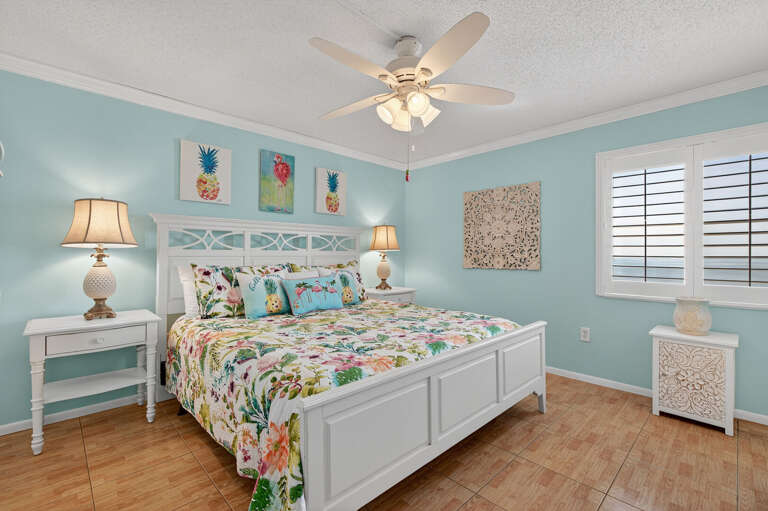 Beachfront master bedroom with Atlantic Ocean views Beachfront master bedroom with Atlantic Ocean views