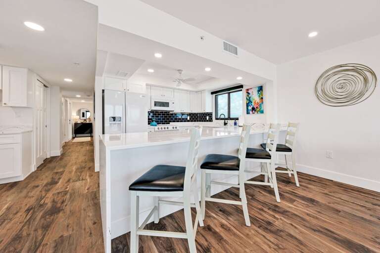 4 bonus barstools at the kitchen counter