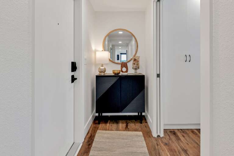 Beautiful accents throughout make this condo feel like your beach home away from home