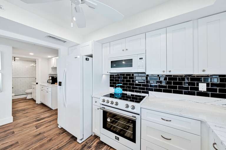 Beautifully updated kitchen