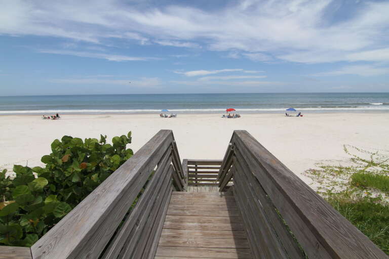 Car FREE Beach, Southern NSB. Perfect for the Family!