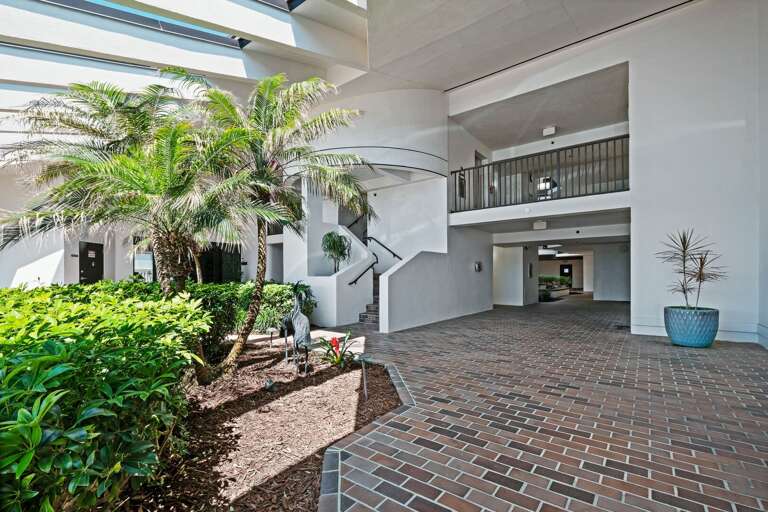 Entry into Silver Sands