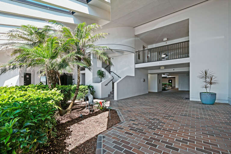 Entrance to Silver Sands