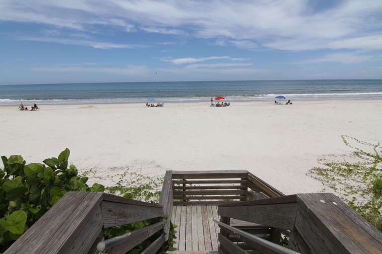 Silver Sands private beach access