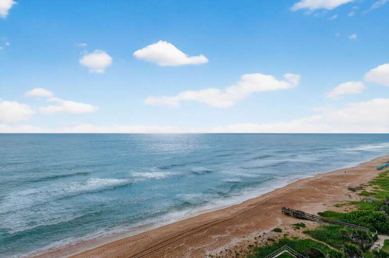 Experience paradise at Surfside Club South with direct access to pristine, sandy beaches. Experience paradise at Surfside Club South with direct access to pristine, sandy beaches.