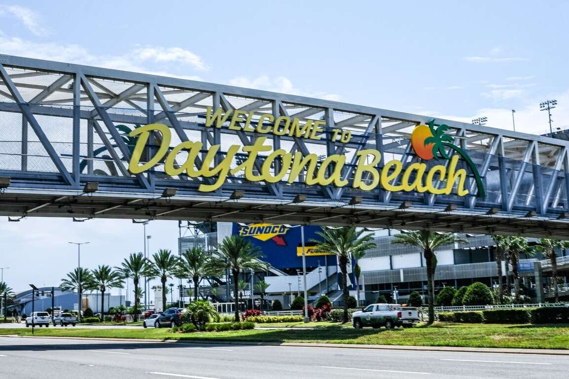 Daytona Beach action is just a short drive away! Daytona Beach action is just a short drive away!