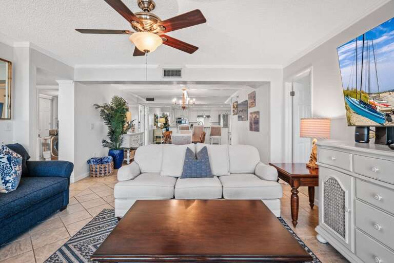 The entire condo has been luxuriously decorated with top-of-the-line furnishings