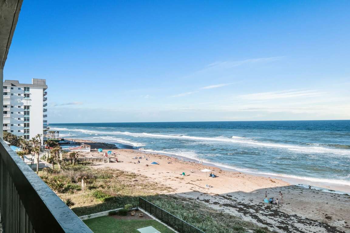 4th floor balcony with stunning view of no-drive Ormond Beach and the Atlantic Ocean 4th floor balcony with stunning view of no-drive Ormond Beach and the Atlantic Ocean